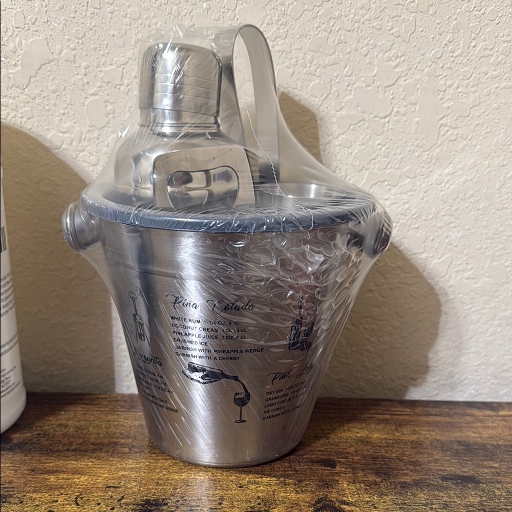 Silver Bar Accessories Ice Bucket with Handle